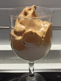 Una foto de Crema de café con leche fría (Korea coffee)