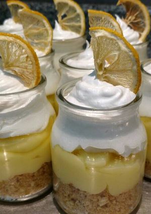 Una foto de Lemon Pie ❤ (+ secretito para un merengue divino)