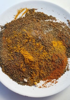 A picture of Nihari masala.