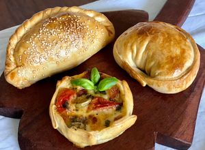 Una foto de 🇦🇷 MASA para EMPANADAS con opción vegana (Argentina)