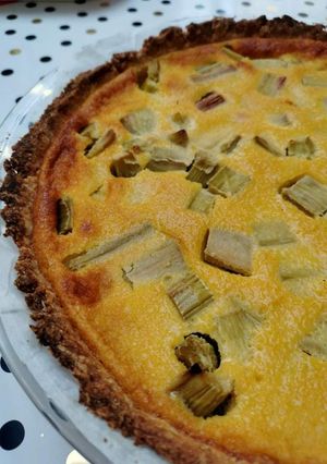 Une photo de Tarte à la rubarbe maison et pâte sablée maison