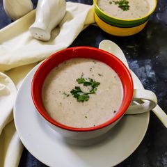 A picture of Cream of Mushroom soup.