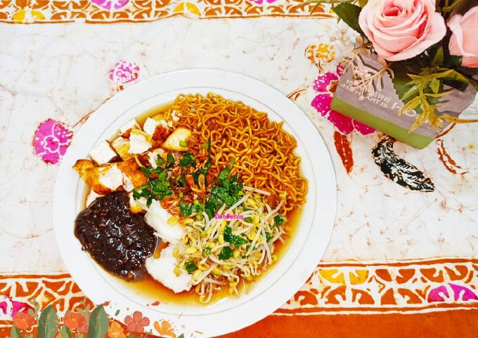 Cara Gampang Membuat Lontong mi Surabaya Anti Gagal