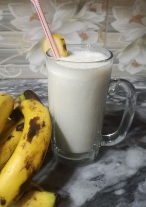 A picture of Banana milkshake.