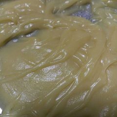 A picture of Cream Butter Frosting .