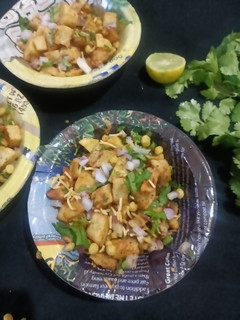 आलू चाट (Aloo chaat recipe in Hindi) रेसिपी मुख्य फोटो