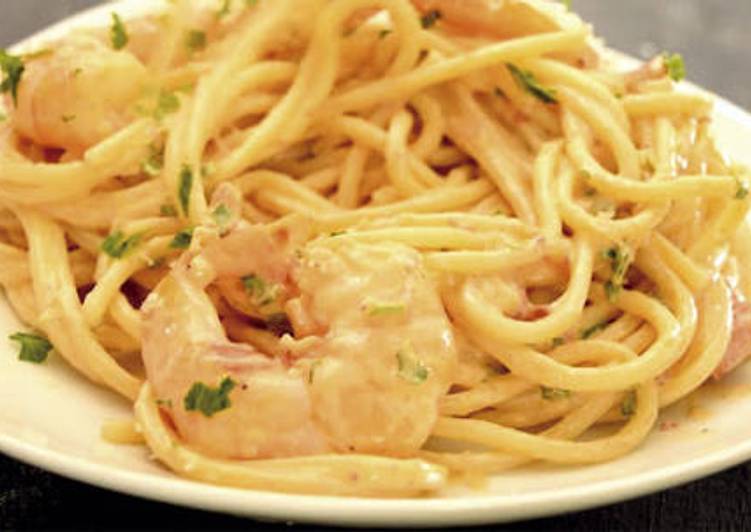 Spaghetti con camarones y una salsa muy especial 🍝🍤