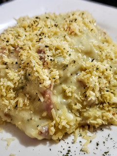 Una foto de PASTA A La Carbonara🥓 sin Huevo...!😋