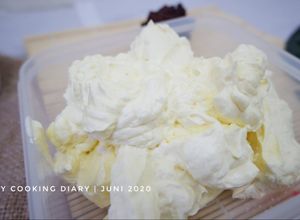 Foto resep Butter cream mentega kuning (manis)😍