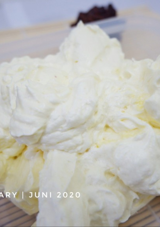 Foto resep Butter cream mentega kuning (manis)😍