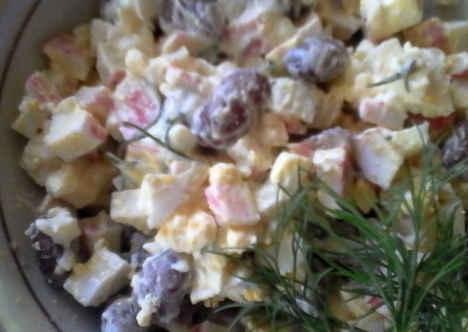 Быстрый салат с фасолью и крабовыми палочками пошаговый