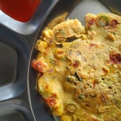 A picture of Besan chilla.