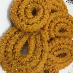 A picture of Murukku/ Bahjini/ Chakli.
