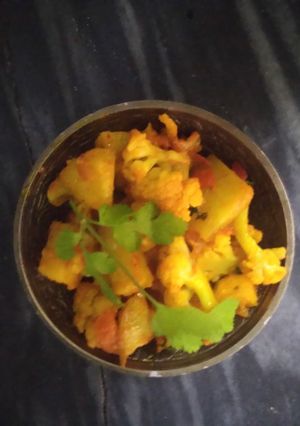 A picture of Aloo Gobhi.