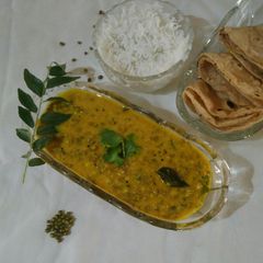 A picture of Khatta moong.