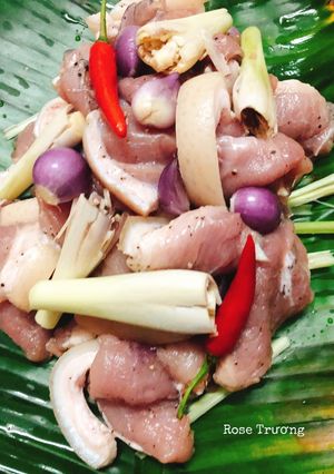 Hình của món Thịt Heo Rừng Nướng Giấy Bạc.
