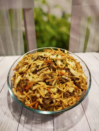 Langkah Gampang Membuat Resep Mie Goreng Jawa dengan sukiyaki beef Anti Ribet, Enak Banget