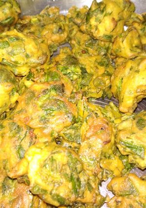 A picture of Palak pakorda.