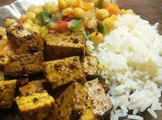 Una foto de tofu morron