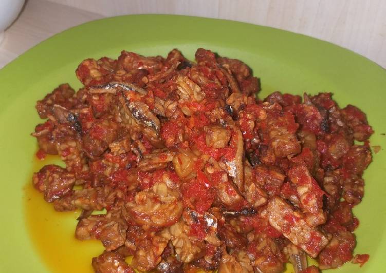 Bagaimana Membuat Sambal teri tempe, Bisa Manjain Lidah