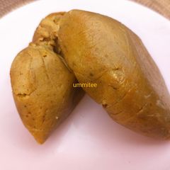 A picture of Stuffed Moi-moi.
