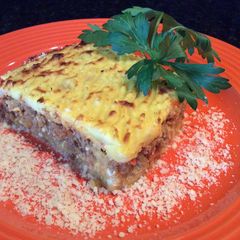 A picture of Meat and Potato Pie (Pastel de Papas).