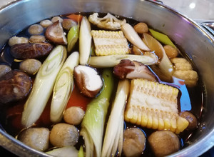 Hình của món Lẩu chay.