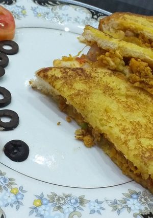 A picture of Chicken tikka sandwich.