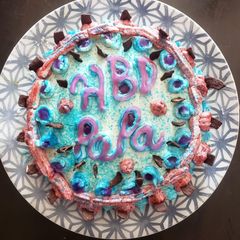 A picture of Almond coconut vanilla cake💝.