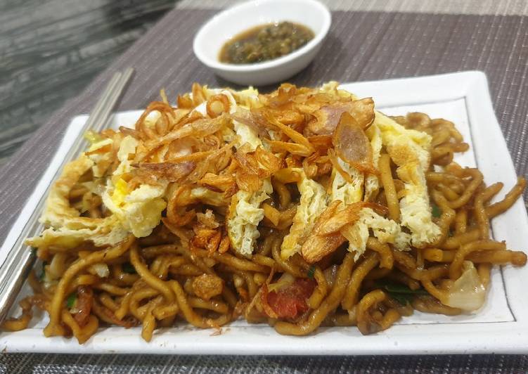 Cara Gampang Menyiapkan Mie goreng hebi Anti Gagal