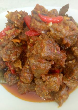 Foto resep Oseng tetelan sapi pedas unyun unyun 😃