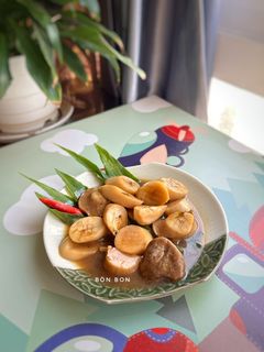 Hình của món Nấm Kho Lá Gừng Chay.