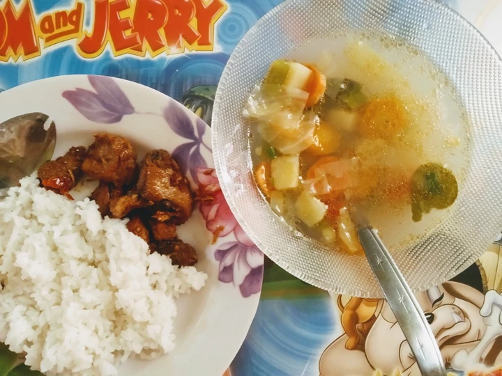 Langkah Gampang Membuat Resep Sayur Sop bumbu tumis yang Lezat Anti Ribet, Bikin Ngiler