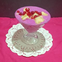 A picture of Makhna Dragon Fruit Rabdi With Fruits.