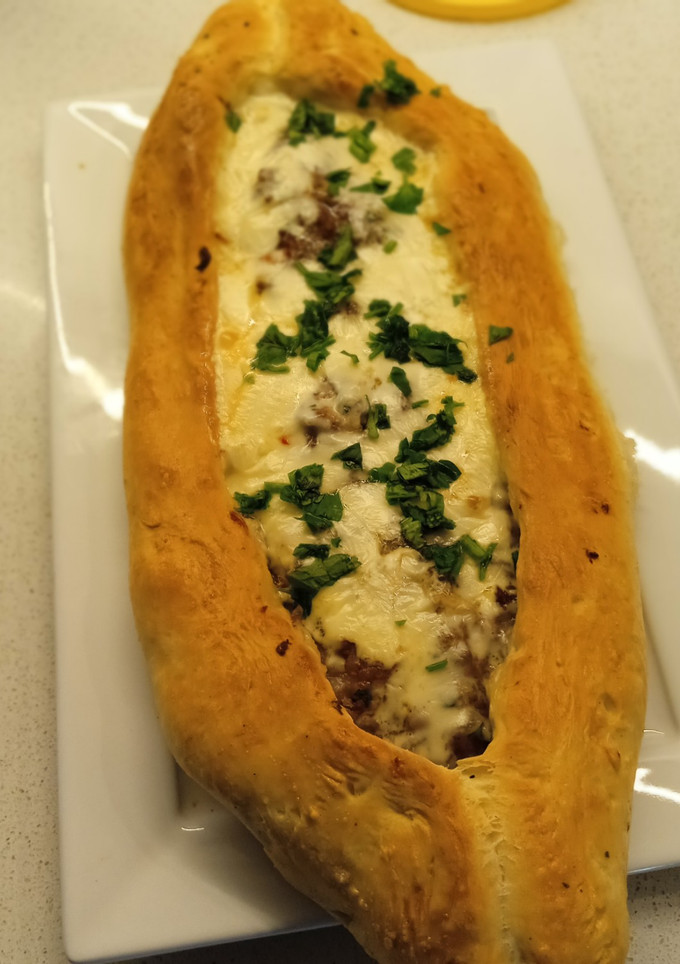 Una foto de Pizza turca/Pide