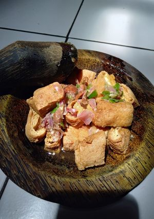 Foto resep Tahu gejrot ala thya