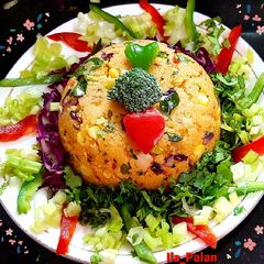 A picture of Veggie Coconut Suji Upma.