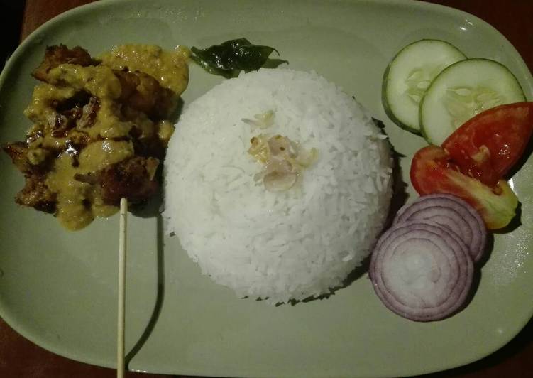Sate Ayam magicom