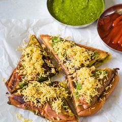 A picture of Masala toast.