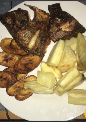 A picture of Fried Yam, Dodo and Grilled Fish.