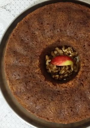 A picture of Apple &walnut cake.