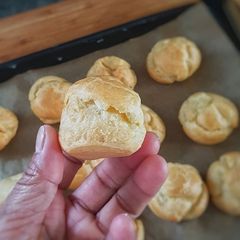 A picture of Profiteroles.