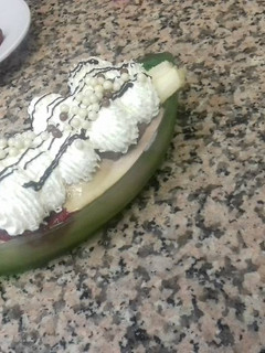 A picture of Banana split.