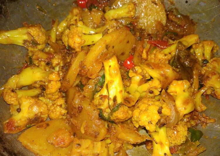 Aalo Gobhi Fry (couliflower fry)