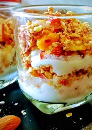 A picture of Yogurt Parfait.