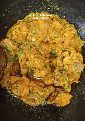A picture of Dahi Chicken.