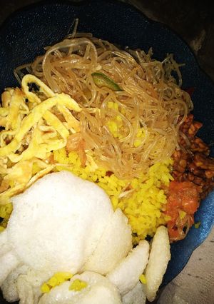 Foto resep Nasi kuning simple rice cooker