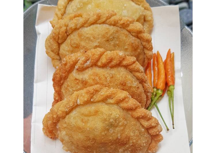 34.Pastel Goreng Kriuk Ragout Ayam ????????