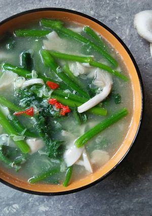 Hình của món Canh bắp non ngọn bí.