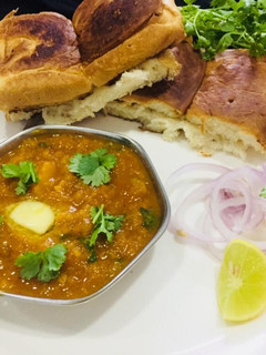 A picture of Pumpkin Pav Bhaji.